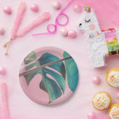 Monstera auf Rosa Pappteller (Party)
