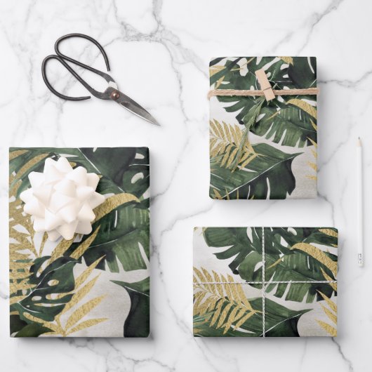 Monstera Leaf & Gold Majesty Palm Leaf Grüne Geschenkpapier Set (Vorderseite)
