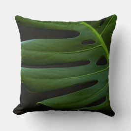 Monstera Leaf up close and personal Kissen