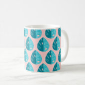 Monstera Leaves - Blue and Pink Kaffeetasse (VorderseiteRechts)