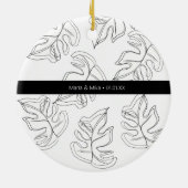 Monstera Schwarz-weiße botanische Hochzeit Keramik Ornament (Hinten)