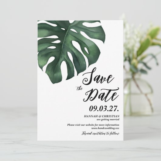 Monstera Tropical Palm Leaf Save the Date Einladung (Stehend Vorderseite)