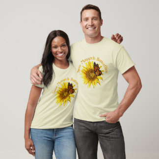 Monsterfalter auf einer Sonnenblume T-Shirt