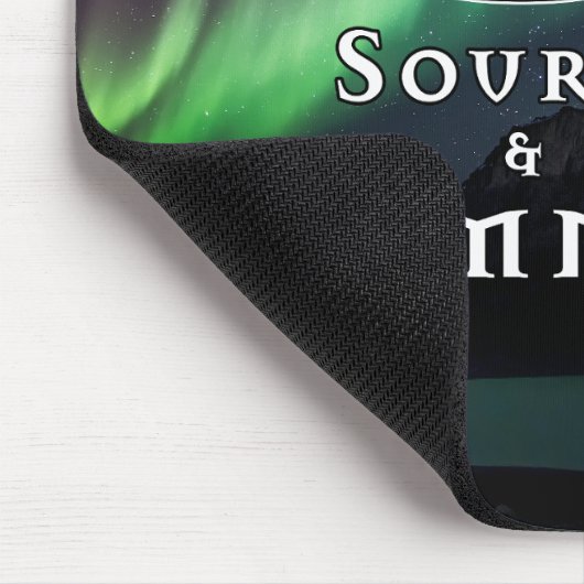 Monstrance Source & Summit Aurora Borealis Mousepad (Ecke)