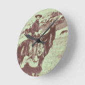 Montana-Cowboy, c.1880 (b/w Foto) Runde Wanduhr (Winkel)