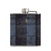 Montana-Staats-Flagge auf altem hölzernem Korn Flachmann (Rückseite)