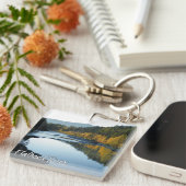 Montanaflachkopffluß in den Fall-Gebirgsbäumen Schlüsselanhänger (Vorderseite rechts)