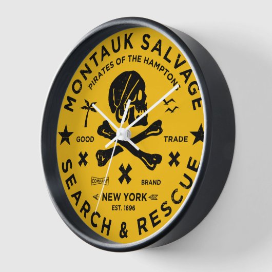 Montauk Salvage Co. Pirate Wall Clock v2 Uhr (Winkel)