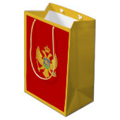 Montenegro-Flagge Mittlere Geschenktüte (Rückseite Schrägansicht)