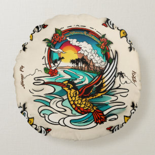 Monterey Tattoo Design: Ein Symbol der Stärke - Rundes Kissen