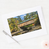Montgomery Covered Bridge mit fallendem Blattwerk Rechteckiger Aufkleber (Umschlag)