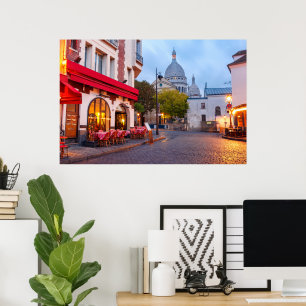 Montmartre in Paris, Frankreich Old Street Café Poster