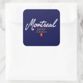 Montrealer Script Quadratischer Aufkleber (Tasche)