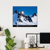 Monument über den Bergen Poster (Heimbüro)