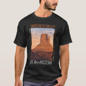 Monument Valley Navajo Tribal Park gestört T-Shirt (Vorderseite)