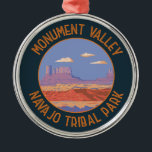 Monument Valley Navajo Tribal Park Vintag Ornament Aus Metall<br><div class="desc">Monument Valley,  eine Wüstenregion mit rotem Sand an der Grenze zwischen Arizona und Utah,  ist bekannt für die mächtigen Sandsteinbäume des Monument Valley Navajo Tribal Park.</div>