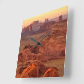 Monument valley scenic, Arizona Quadratische Wanduhr (Winkel)