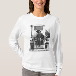 Monument zu Alexandre Dumas Pere, d'Artagnan T-Shirt