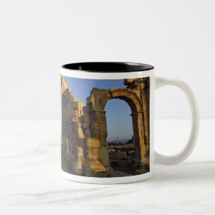 Monumental Arch, Palmyra, Homs, Syrien Zweifarbige Tasse