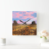 Monumental Quadratische Wanduhr (Zuhause)