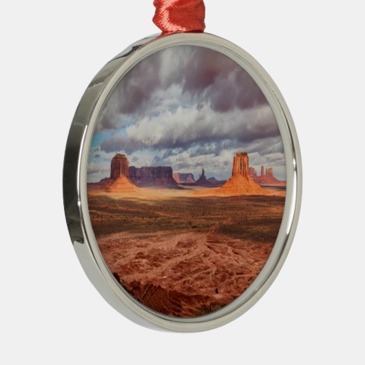 Monumentallandschaft, AZ Silbernes Ornament (Rechts)