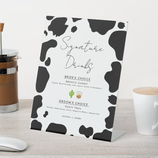 Moo Cow Spots Schwarz-weiße Hochzeitssignaturgeträ Sockelschild (In SItu)