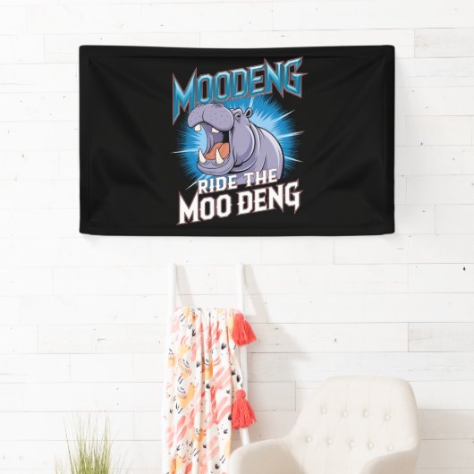 MOO DENG Hippo fährt das MOO DENG Banner (Insitu)
