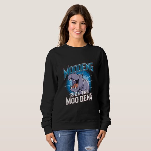 MOO DENG Hippo fährt das MOO DENG Sweatshirt (Vorne ganz)
