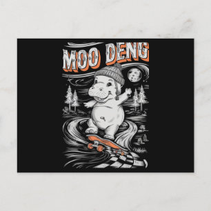 Moo Deng: Spielerisches Hippo auf einem Skateboard Postkarte