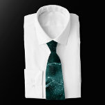 Moody Agate | Aquamarin Green Malachite Rich Jewel Krawatte<br><div class="desc">In den 90er Jahren inspirierte grunge dunkel, raffinierte Aquarellstein aus Marmor in einem tiefmodisch anmutenden Juwelenton mit Imitaten metallische Folie und Glitzer-Venen in einem reichen, dramatischen, mit abstrakten flüssigen Wirbel und Glitzer-Venen. Aus der Kollektion "Till Death Do Us Part" fügt dieser wunderschöne weibliche handbemalte Farbverlauf den perfekten Pop der Farbe...</div>