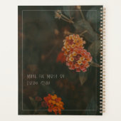 Moody and dreamy vintage floral aesthetic planer (Rückseite)