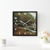 Moody Beautiful Nature Landschaft Quadratische Wanduhr (Zuhause)