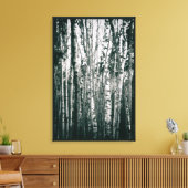 Moody Birch Trees in Forest Monochrome Leinwanddruck (Insitu (Wohnzimmer))