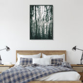 Moody Birch Trees in Forest Monochrome Leinwanddruck (Insitu (Schlafzimmer))