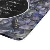 Moody Black Floral Classic Couple Names Wedding Schneidebrett (Ecke)