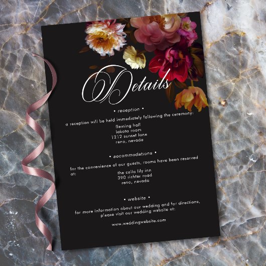 Moody Black Floral Painterly Red Burgundy Wedding Begleitkarte