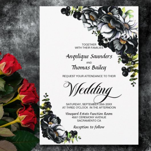 Moody Black Floral Wedding Einladung