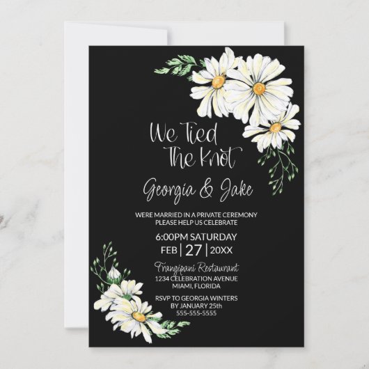 Moody Black mit White Daisises Hochzeitsempfang Einladung (Vorderseite)