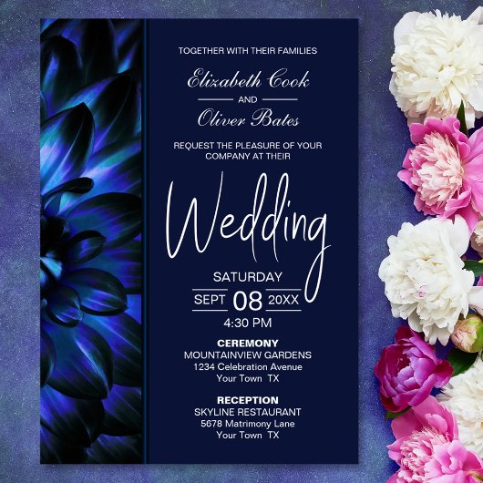 Moody Blue Floral Wedding Einladung