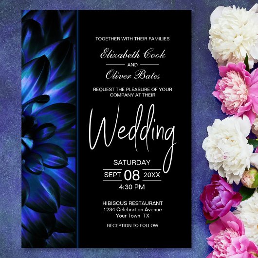 Moody Blue Floral Wedding Einladung