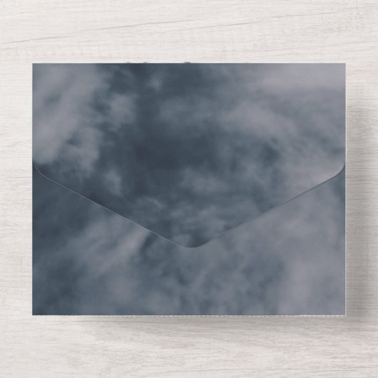 Moody Blue Sky Clouds Celestial Wedding All In One Einladung (Rückseite)