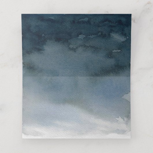 Moody Blue Watercolor Elegante Wedding Platzkarte (Innenseite Aufgefaltet)