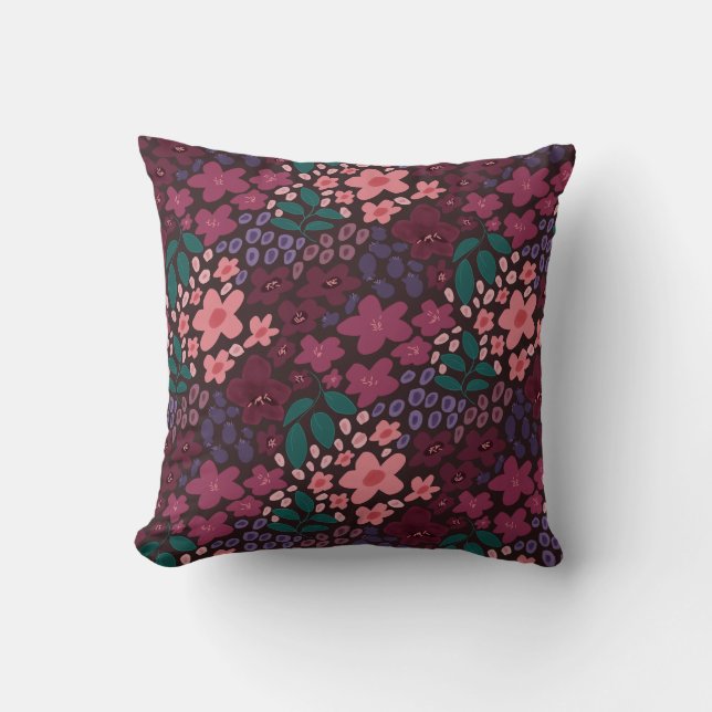 Moody Burgandy Floral Throw Pillow Kissen (Vorderseite)