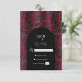 Moody Burgundy Black Damask Arch Wedding RSVP Karte (Stehend Vorderseite)