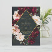 Moody Burgundy Blush Bloral Peonies Green Wedding Einladung (Stehend Vorderseite)