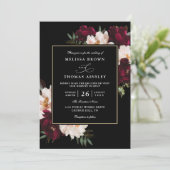 Moody Burgundy Blush Floral QR Code Wedding Einladung (Stehend Vorderseite)