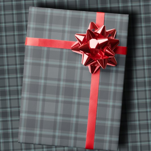 Moody Dark Charcoal Grey and Teal Tartan Plaid Geschenkpapier