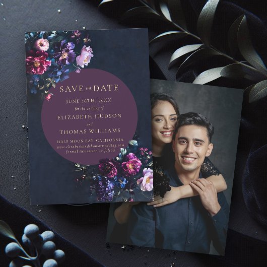 Moody Dark Elegant Lila Foto Hochzeit mit Flora Save The Date