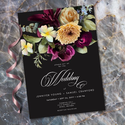 Moody Dark Floral Black Burgundy Romantic Wedding Einladung