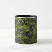 Moody Dark Hop Vine Abstract Design Coffee Tasse (Zentrum)
